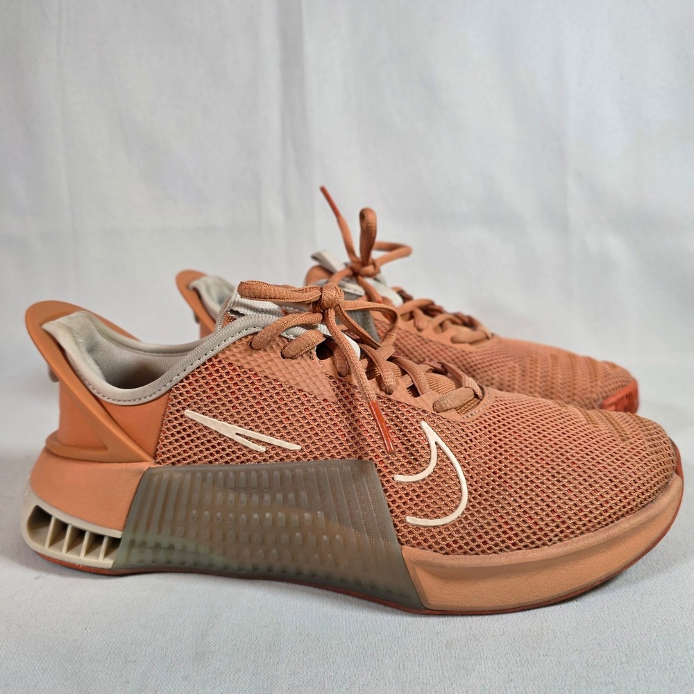 Nike Metcon 9 Amber Brown  Easy On Womens 7.5 Training Shoes Gym CrossFit